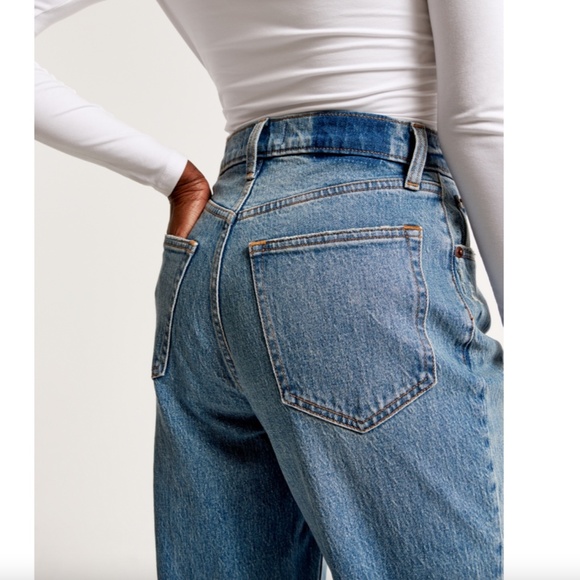 Abercrombie & Fitch Ultra High Rise 90s Straight Jean, Medium, Size 26 / 2 Short - Picture 9 of 9